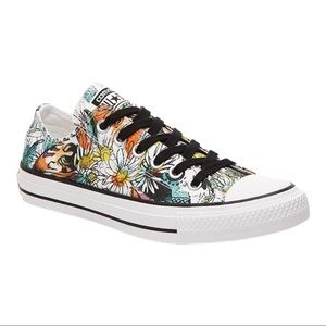 Converse Women's Floral Print Sneakers Low Size 7